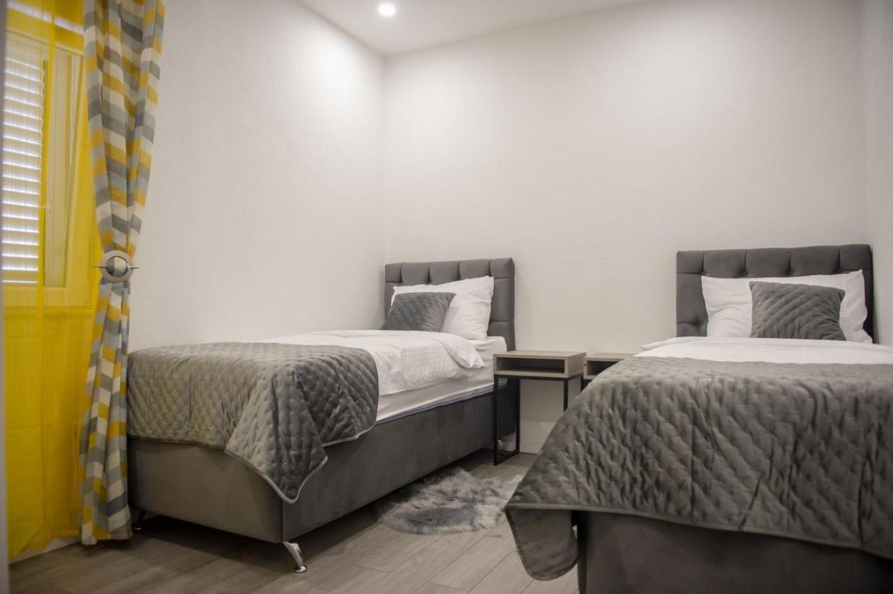 Apartment Lux Elba Kaštela Zewnętrze zdjęcie