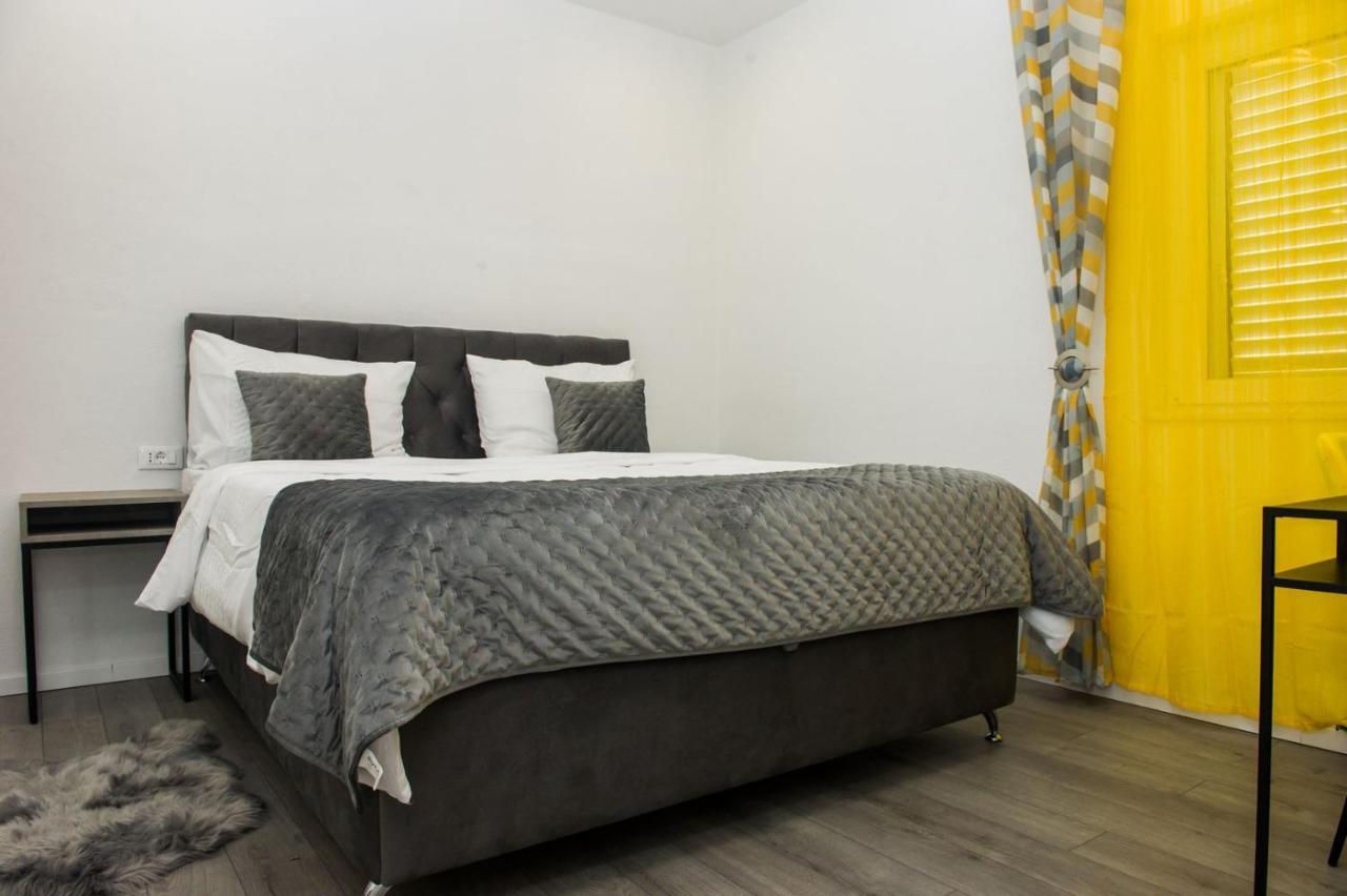 Apartment Lux Elba Kaštela Zewnętrze zdjęcie