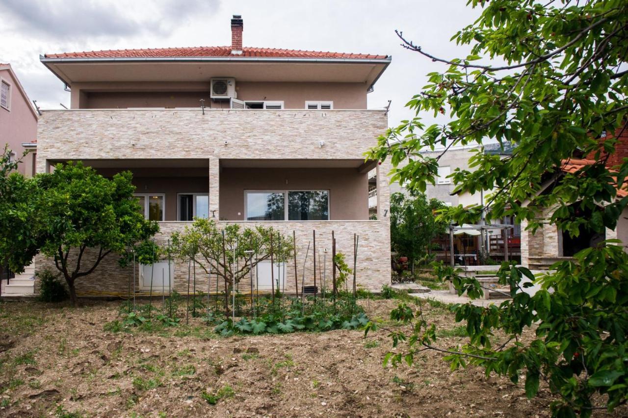 Apartment Lux Elba Kaštela Zewnętrze zdjęcie