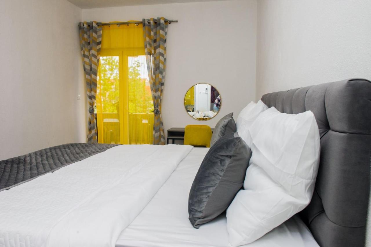 Apartment Lux Elba Kaštela Zewnętrze zdjęcie