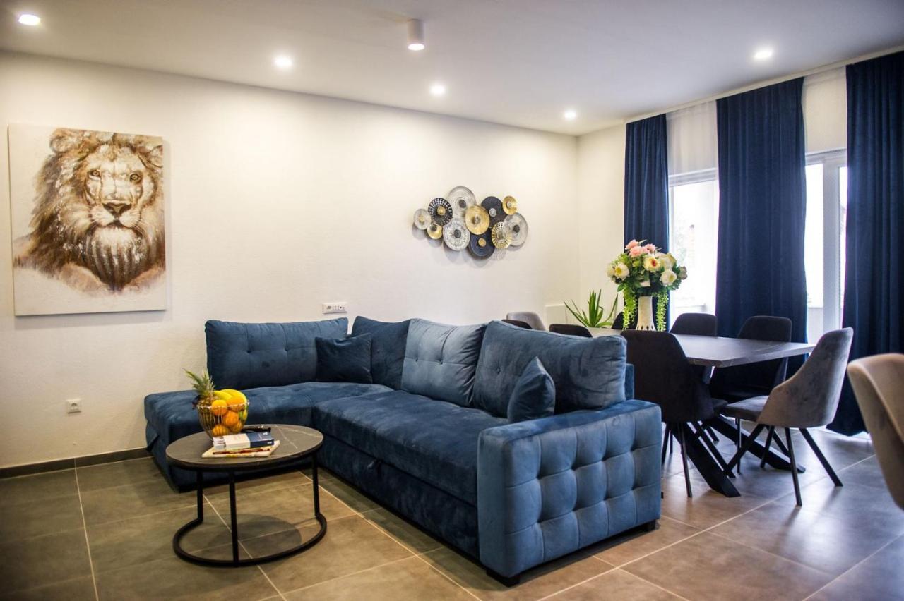 Apartment Lux Elba Kaštela Zewnętrze zdjęcie