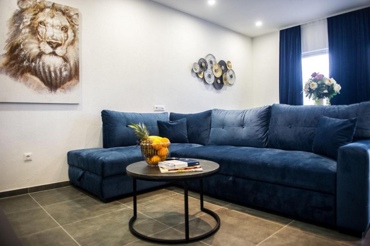Apartment Lux Elba Kaštela Zewnętrze zdjęcie