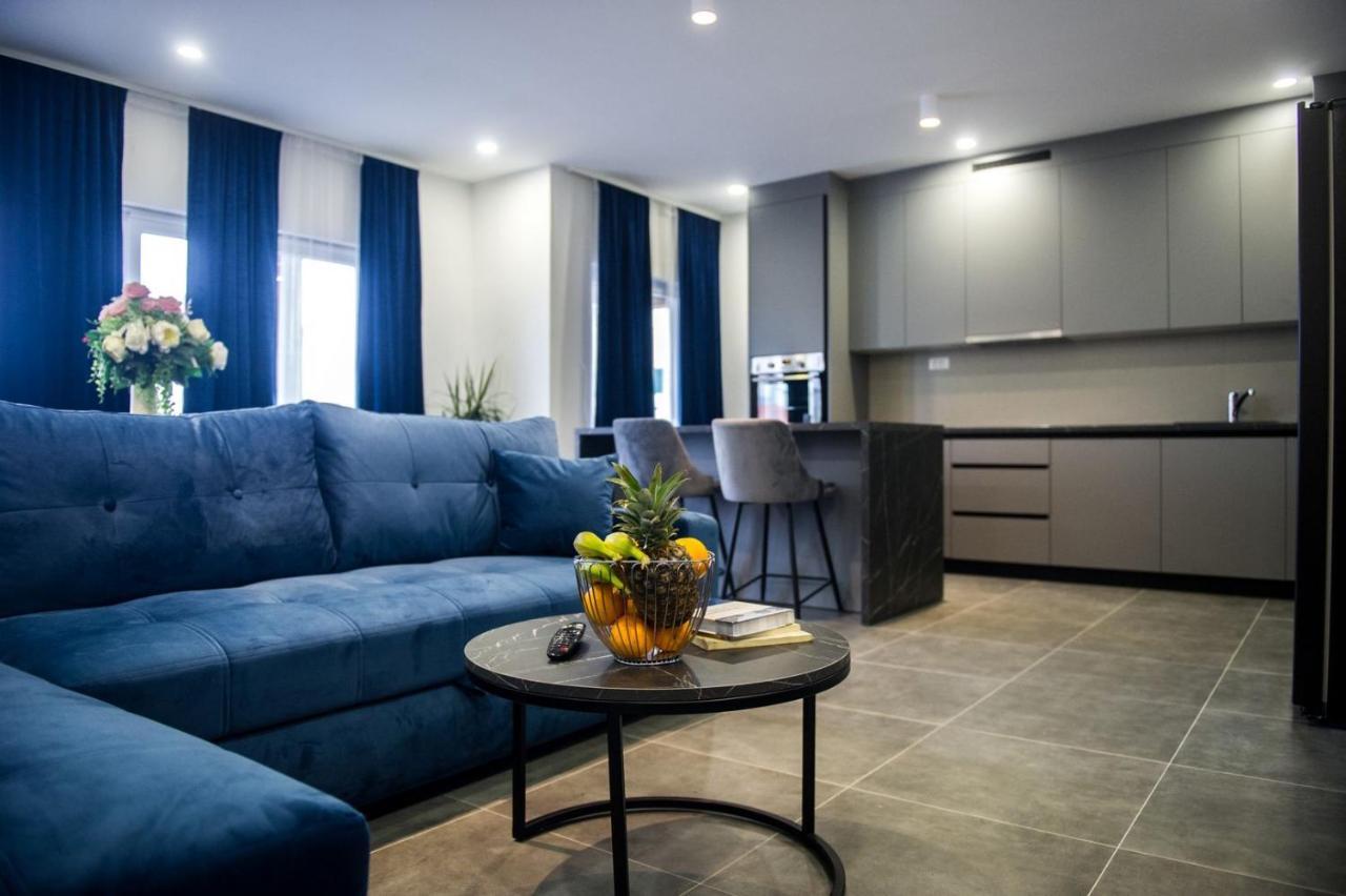 Apartment Lux Elba Kaštela Zewnętrze zdjęcie