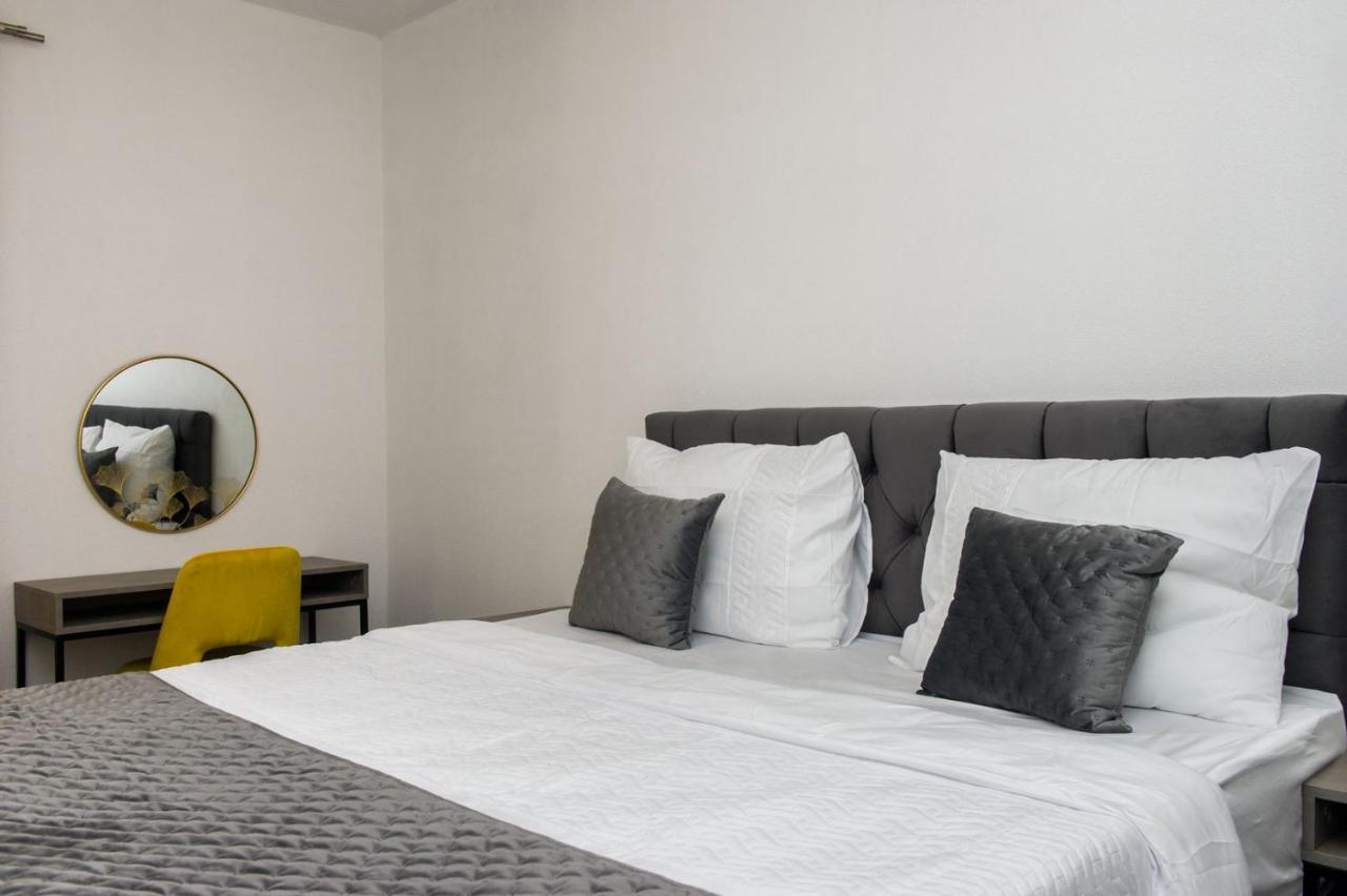 Apartment Lux Elba Kaštela Zewnętrze zdjęcie