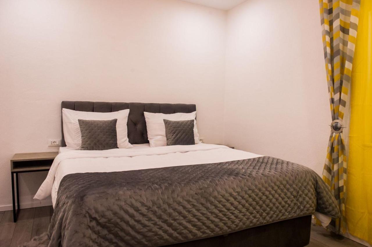 Apartment Lux Elba Kaštela Zewnętrze zdjęcie