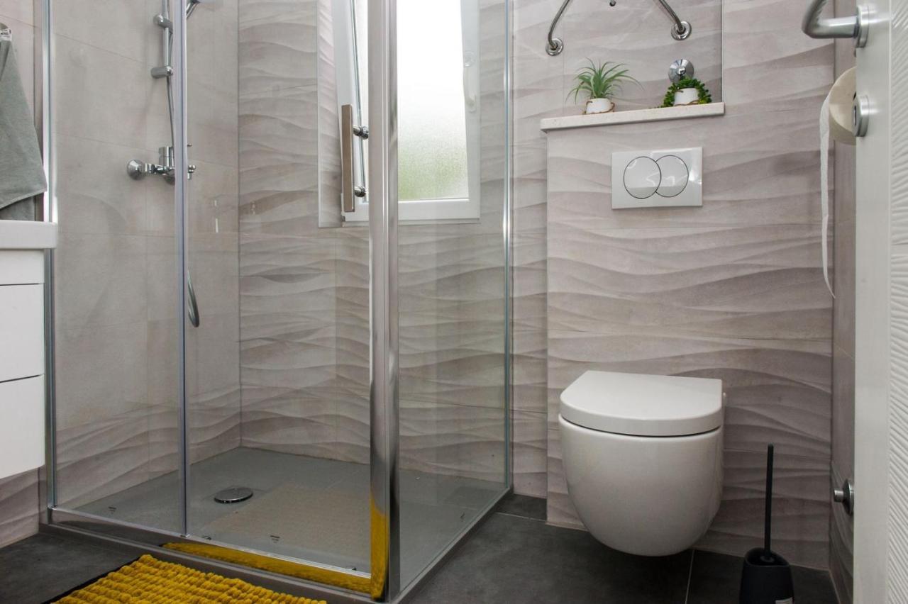 Apartment Lux Elba Kaštela Zewnętrze zdjęcie